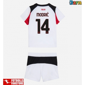 AC Milan Luka Modric #14 Bortatröja Barn 2025-26 Kortärmad (+ Korta byxor)