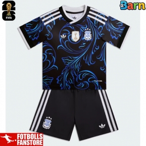 Argentina Bortatröja Barn VM 2026 Kortärmad (+ Korta byxor)