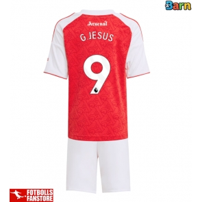 Arsenal Gabriel Jesus #9 Hemmatröja Barn 2025-26 Kortärmad (+ Korta byxor)