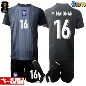 Frankrike Mike Maignan #16 Målvakt Hemmatröja Barn VM 2026 Kortärmad (+ Korta byxor)