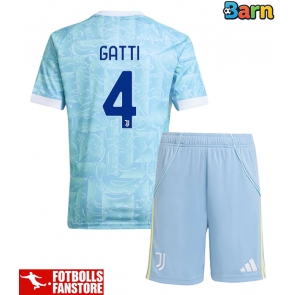 Juventus Federico Gatti #4 Bortatröja Barn 2025-26 Kortärmad (+ Korta byxor)