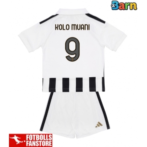 Juventus Randal Kolo Muani #9 Hemmatröja Barn 2026-27 Kortärmad (+ Korta byxor)