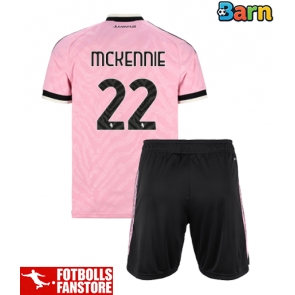 Juventus Weston McKennie #22 Bortatröja Barn 2026-27 Kortärmad (+ Korta byxor)