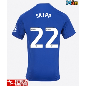 Leicester City Oliver Skipp #22 Hemmatröja 2025-26 Kortärmad