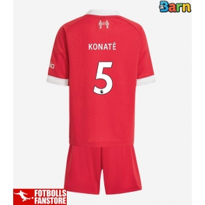 Liverpool Ibrahima Konate #5 Hemmatröja Barn 2025-26 Kortärmad (+ Korta byxor)