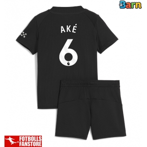 Manchester City Nathan Ake #6 Bortatröja Barn 2025-26 Kortärmad (+ Korta byxor)