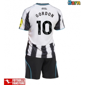 Newcastle United Anthony Gordon #10 Hemmatröja Barn 2025-26 Kortärmad (+ Korta byxor)