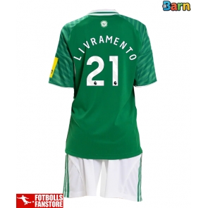 Newcastle United Tino Livramento #21 Bortatröja Barn 2025-26 Kortärmad (+ Korta byxor)