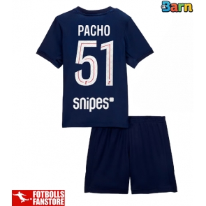 Paris Saint-Germain Willian Pacho #51 Hemmatröja Barn 2025-26 Kortärmad (+ Korta byxor)