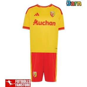 RC Lens Hemmatröja Barn 2026-27 Kortärmad (+ Korta byxor)