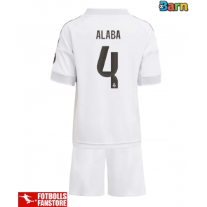 Real Madrid David Alaba #4 Hemmatröja Barn 2025-26 Kortärmad (+ Korta byxor)