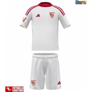 Sevilla Hemmatröja Barn 2025-26 Kortärmad (+ Korta byxor)