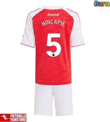 Arsenal Piero Hincapie #5 Hemmatröja Barn 2025-26 Kortärmad (+ Korta byxor)