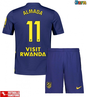 Atletico Madrid Thiago Almada #11 Bortatröja Barn 2025-26 Kortärmad (+ Korta byxor)