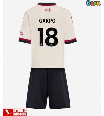 Liverpool Cody Gakpo #18 Bortatröja Barn 2025-26 Kortärmad (+ Korta byxor)