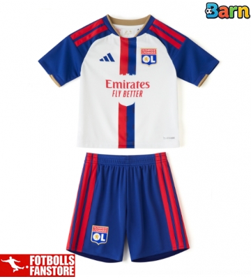 Olympique Lyonnais Hemmatröja Barn 2026-27 Kortärmad (+ Korta byxor)