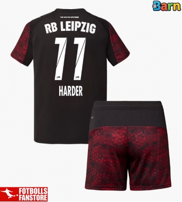 RB Leipzig Conrad Harder #11 Tredje Tröja Barn 2025-26 Kortärmad (+ Korta byxor)
