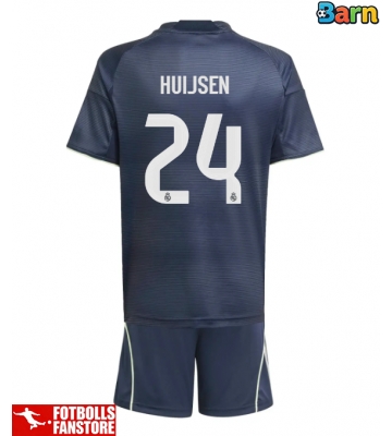 Real Madrid Dean Huijsen #24 Bortatröja Barn 2025-26 Kortärmad (+ Korta byxor)