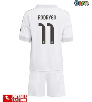 Real Madrid Rodrygo Goes #11 Hemmatröja Barn 2025-26 Kortärmad (+ Korta byxor)