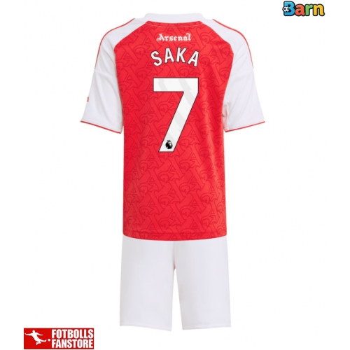 Arsenal Bukayo Saka #7 Hemmatröja Barn 2025-26 Kortärmad (+ Korta byxor)