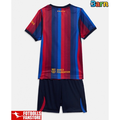 Barcelona Hemmatröja Barn 2026-27 Kortärmad (+ Korta byxor)