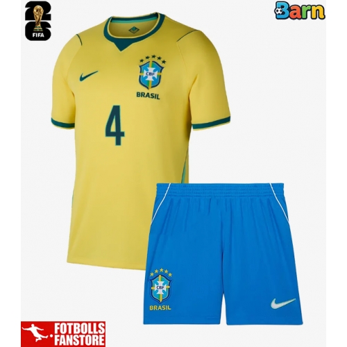 Brasilien Marquinhos #4 Hemmatröja Barn VM 2026 Kortärmad (+ Korta byxor)