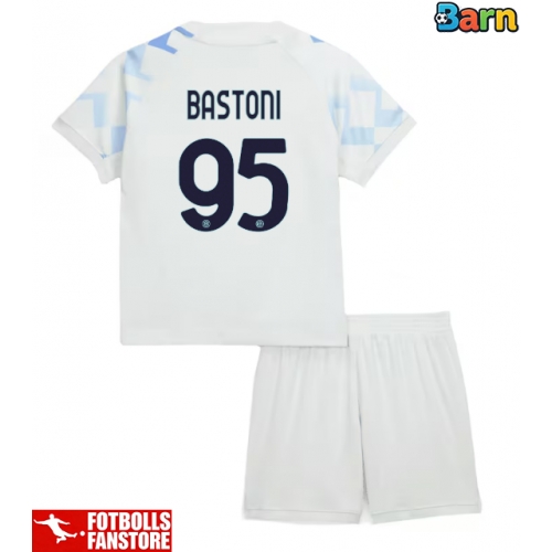 Inter Milan Alessandro Bastoni #95 Bortatröja Barn 2025-26 Kortärmad (+ Korta byxor)