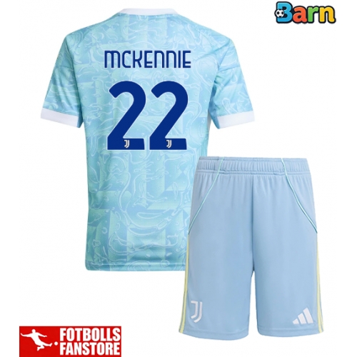 Juventus Weston McKennie #22 Bortatröja Barn 2025-26 Kortärmad (+ Korta byxor)