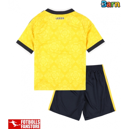 Leeds United Bortatröja Barn 2026-27 Kortärmad (+ Korta byxor)