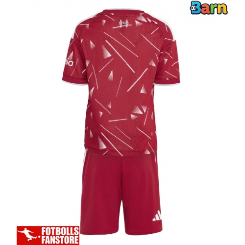 Liverpool Hemmatröja Barn 2026-27 Kortärmad (+ Korta byxor)
