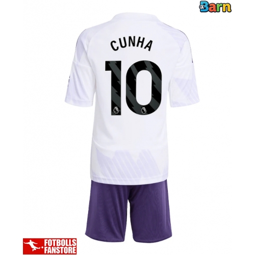 Manchester United Matheus Cunha #10 Bortatröja Barn 2025-26 Kortärmad (+ Korta byxor)