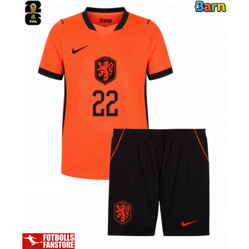 Nederländerna Denzel Dumfries #22 Hemmatröja Barn VM 2026 Kortärmad (+ Korta byxor)