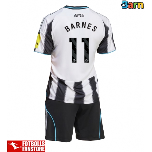 Newcastle United Harvey Barnes #11 Hemmatröja Barn 2025-26 Kortärmad (+ Korta byxor)