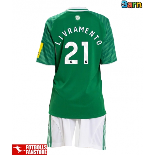 Newcastle United Tino Livramento #21 Bortatröja Barn 2025-26 Kortärmad (+ Korta byxor)